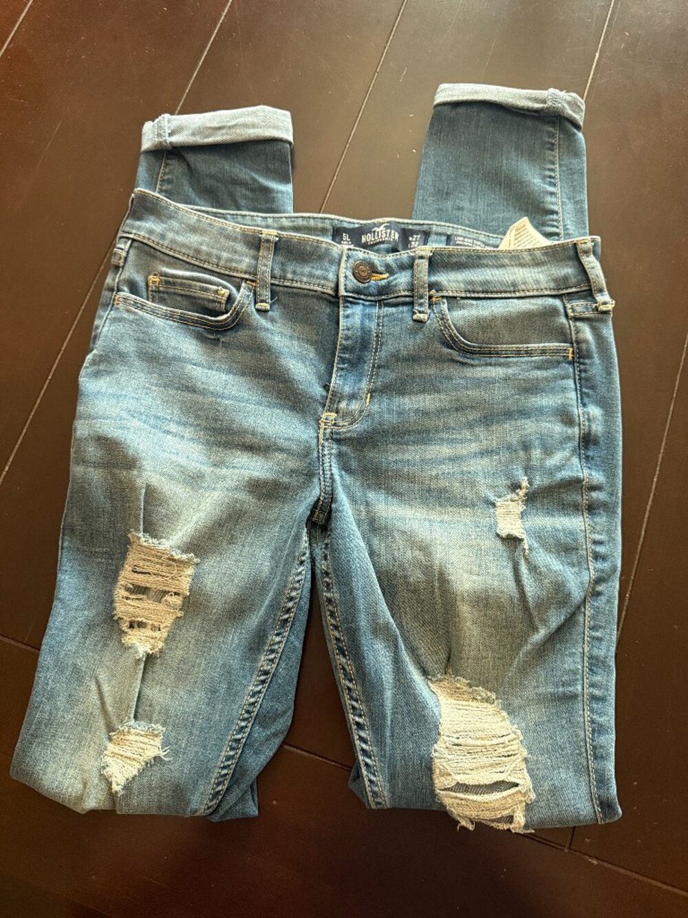 Hollister 5L  W27 L32 Low Rise super skinny distressed jeans